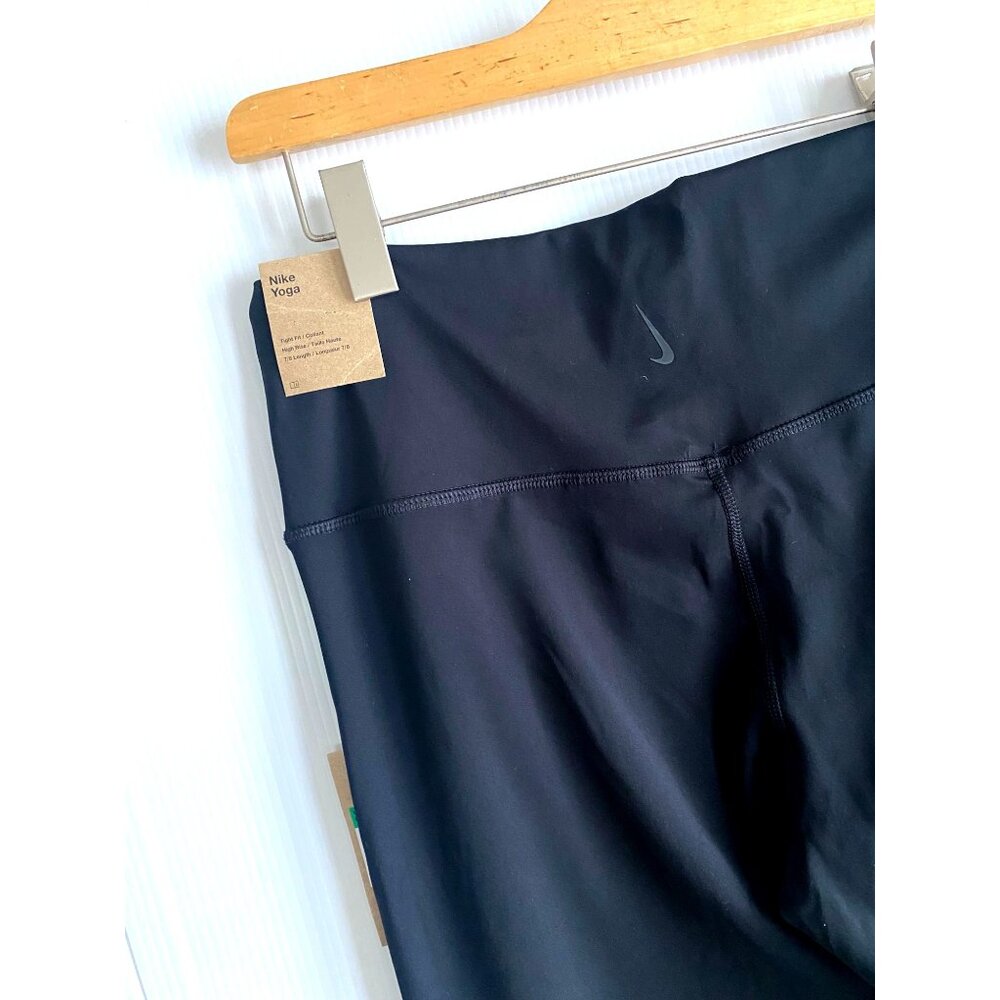 size XL NWT Nike Women's Yoga Black 7/8" High Rise tight fit Legging (DJ0801-010 - Picture 7 of 12